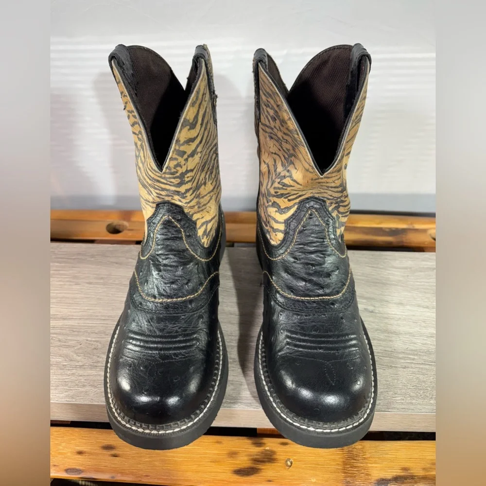 Justin Boots Black and Tan Heeled Boots - Picture 3 of 16